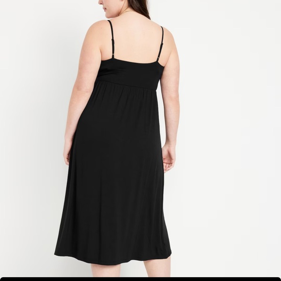 NWT OLD NAVY Fit & Flare Cami Midi Dress Color: Black Jack - Picture 4 of 7